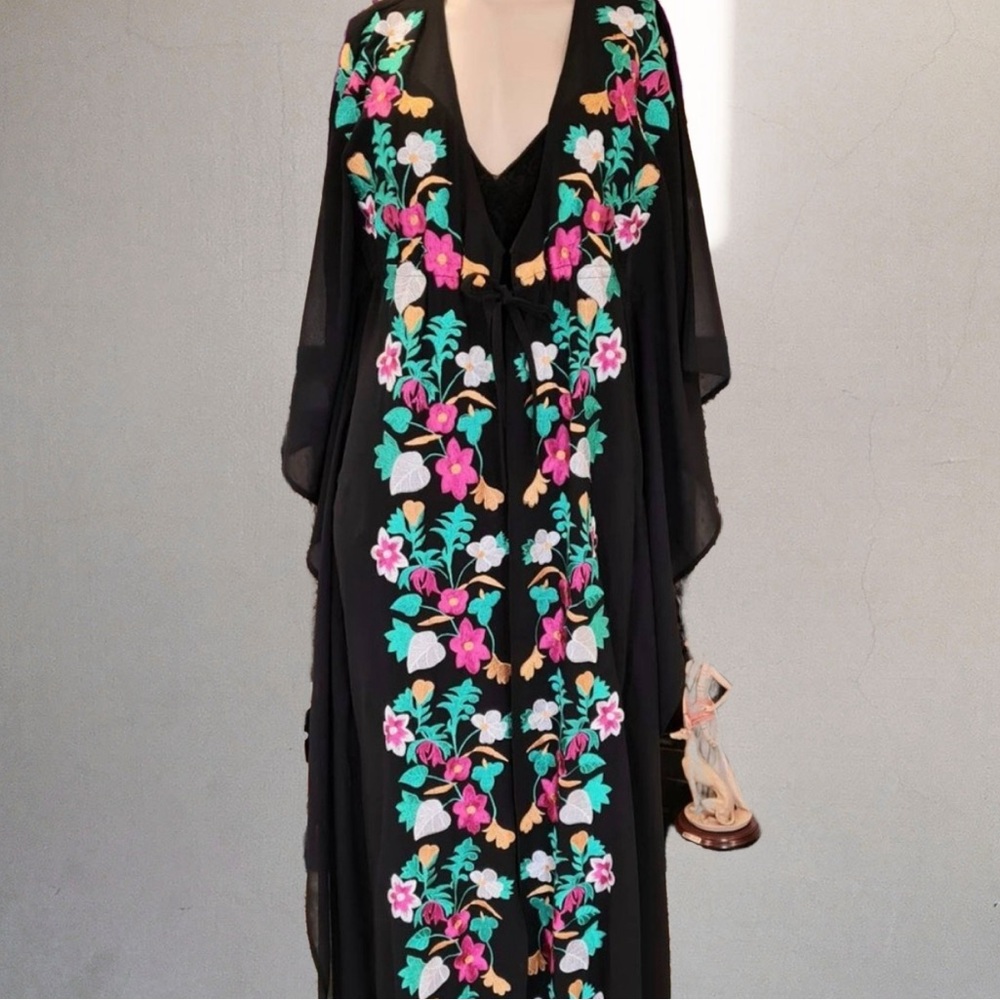 Vintage Floral Caftan Sheer Embroidered Size S/M